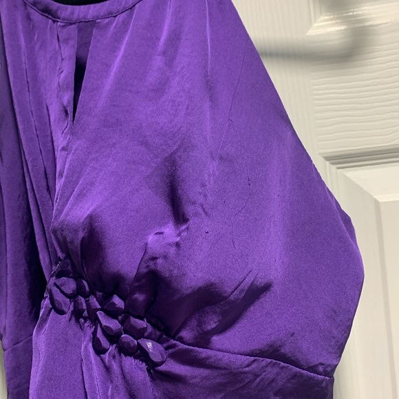 The Limited Purple Key Hole Blouse - Picture 7 of 13